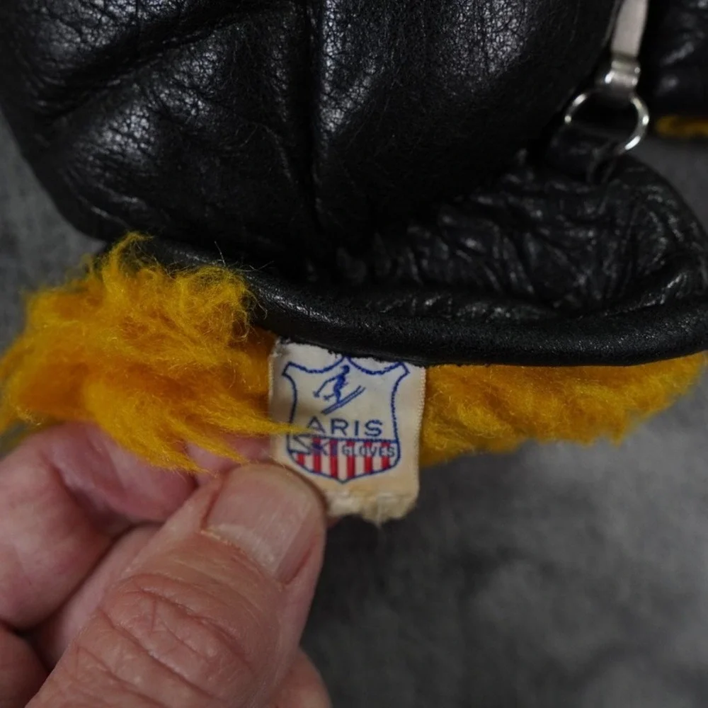 Aris Ski Mittens Womens Large Black Leather VTG Winter Outdoor Hiking Japan Logo